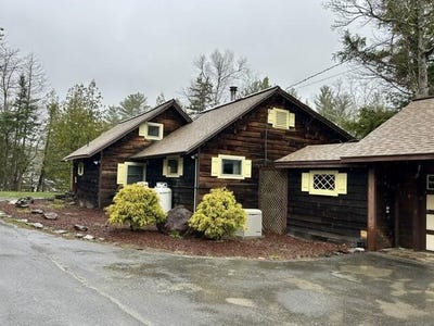 /international/us/1264-carrabassett-drive-carrabassett-valley-me-110108010271/