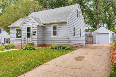 /international/us/729-juul-road-sw-hutchinson-mn-110110243852/