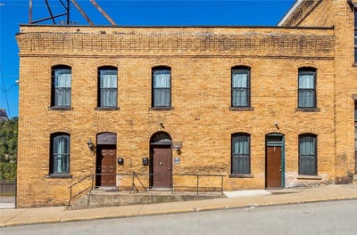 /international/us/121-125-market-st-brownsville-pa-110120537495/