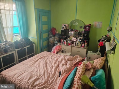 /international/us/105-e-22nd-street-chester-pa-110102492277/