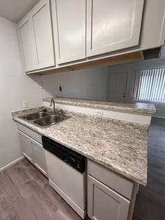 /international/us/610-s-granite-street-prescott-az-110107460278/