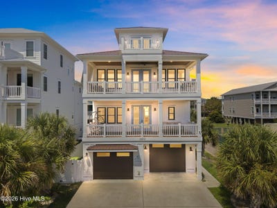 /international/us/1602-snapper-lane-carolina-beach-nc-110119585796/