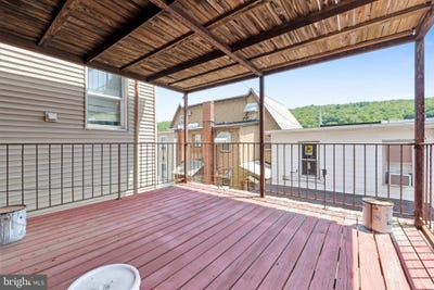 /international/us/110-w-ridge-street-lansford-pa-110100617246/?lang=zh-cn