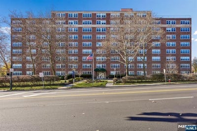 /international/us/926-bloomfield-avenue-glen-ridge-nj-110106769934/
