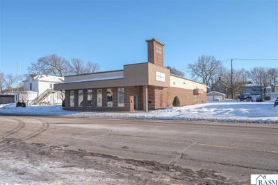 /international/us/915-s-front-street-mankato-mn-110106331249/