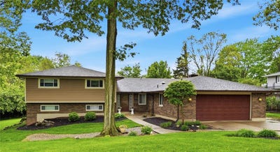 /international/us/7715-park-creek-drive-centerville-oh-110107732344/