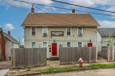 /international/us/2413-stafford-dubuque-ia-110099151834/