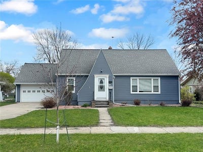 /international/us/2817-norwood-avenue-slayton-mn-110107787680/