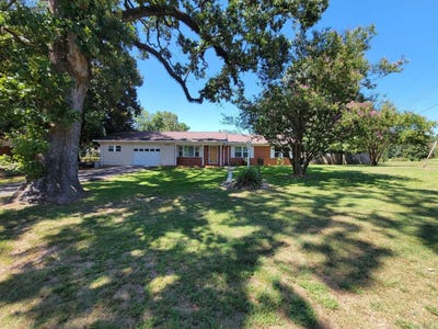 /international/us/109-e-pine-street-lockesburg-ar-110101097115/