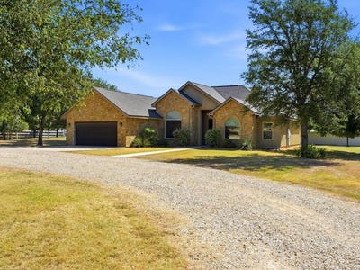 /international/us/300-verde-hills-center-point-tx-110119648982/