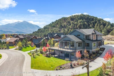 /international/us/107-bowles-drive-carbondale-co-110103021931/
