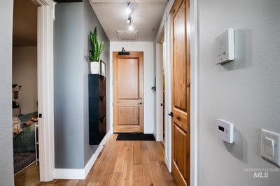 /international/us/851-w-front-st-boise-id-110103761753/