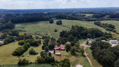 /international/us/388-patty-road-benton-tn-110102355199/