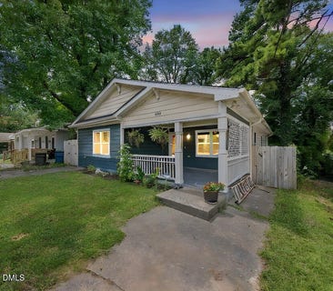 /international/us/806-s-roxboro-street-durham-nc-110103353394/