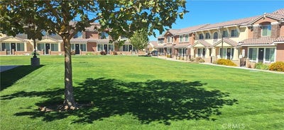 /international/us/16852-muscatel-hesperia-ca-110083347153/