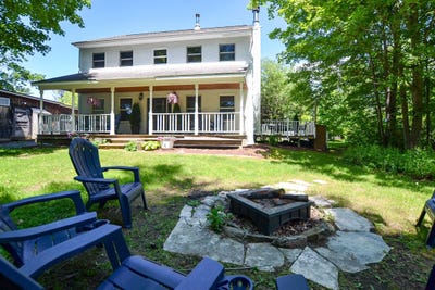 /international/us/1642-pucker-street-stowe-vt-110108747416/