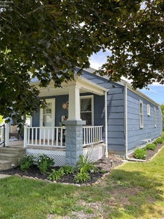 /international/us/400-clinton-avenue-tiffin-oh-110108798747/