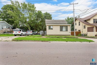 /international/us/305-w-bailey-st-sioux-falls-sd-110101304875/?lang=en