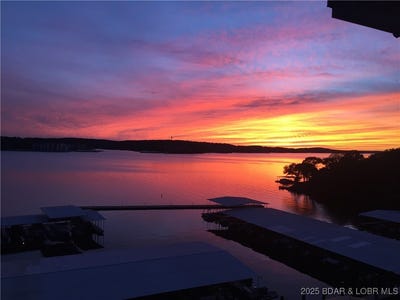 /international/us/w-408-harbour-towne-drive-lake-ozark-mo-110099578790/