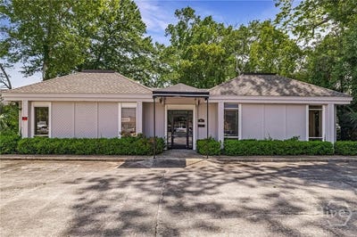 /international/us/911-e-70th-street-savannah-ga-110101246288/?lang=id