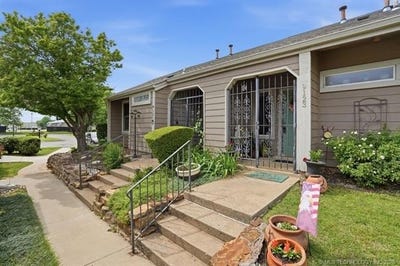 /international/us/9123-s-florence-avenue-tulsa-ok-110108397173/
