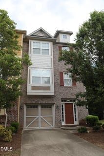 /international/us/210-linden-park-lane-cary-nc-110107459586/