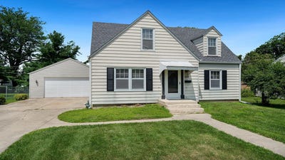 /international/us/208-w-1st-mount-morris-il-110100970862/?lang=en