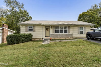 /international/us/612-s-roan-street-elizabethton-tn-110120484501/