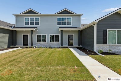 /international/us/11420-n-160-court-bennington-ne-110107882672/