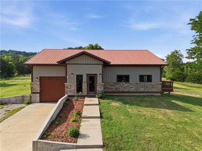 /international/us/7692-madison-1425-eureka-springs-ar-110108584747/