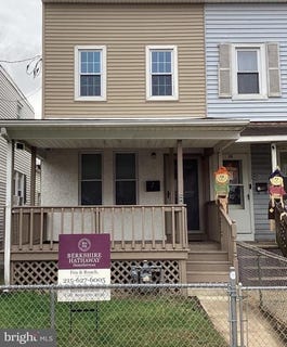 /international/us/13-w-8th-street-marcus-hook-pa-110103887574/