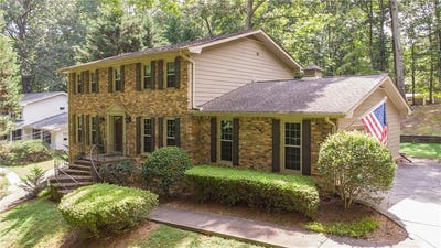 /international/us/835-lakeshore-drive-nw-berkeley-lake-ga-110101148185/