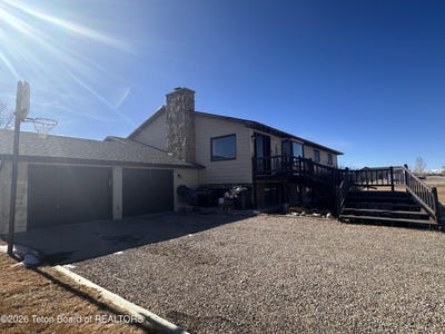 /international/us/922-e-third-street-marbleton-wy-110105415916/