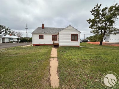 /international/us/131-s-1st-street-w-baker-mt-110104456955/