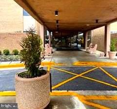 /international/us/9200-edwards-way-hyattsville-md-110107724275/