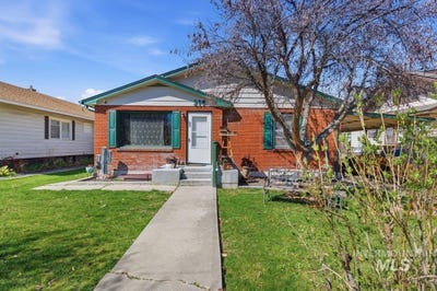 /international/us/215-17th-ave-s-nampa-id-110106600873/