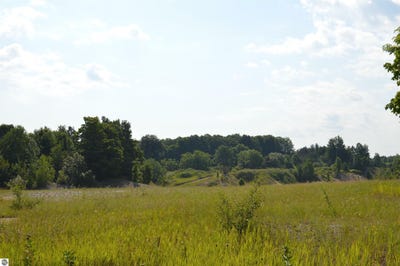 /international/us/7573-alden-highway-bellaire-mi-110100655989/?lang=zh-tw