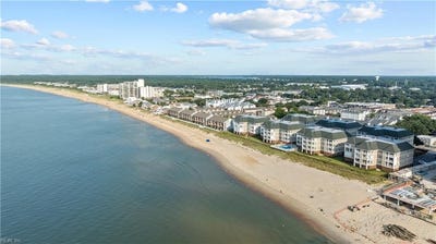 /international/us/2425-ocean-shore-crescent-virginia-beach-va-110108977942/