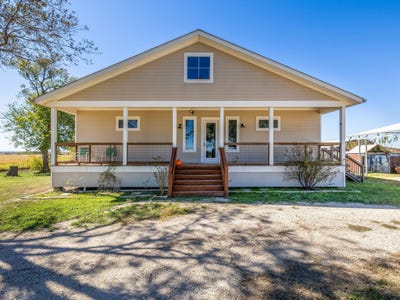 /international/us/1150-county-road-432-taylor-tx-110104027272/