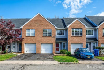 /international/us/268-shady-oak-court-piscataway-nj-110107955345/