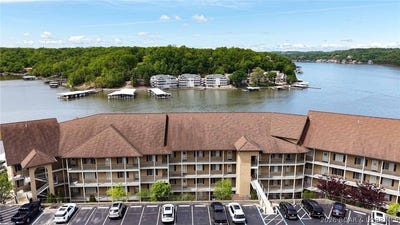 /international/us/918-tuscany-drive-camdenton-mo-110107584942/