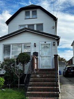/international/us/169-10-77th-road-fresh-meadows-ny-110107849520/