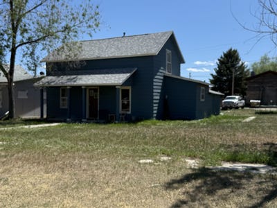 /international/us/711-amoretti-street-thermopolis-wy-110108128448/