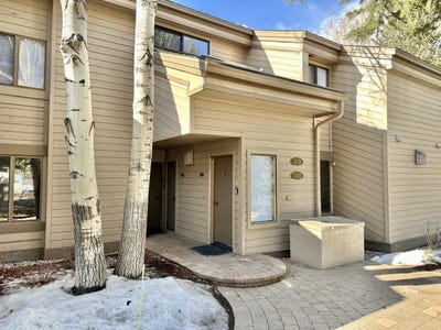 /international/us/1538-snowcreek-condo-dr-sun-valley-id-110105750992/