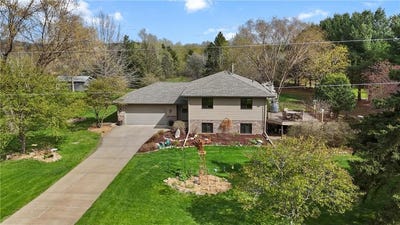 /international/us/11015-terry-road-avon-mn-110107848213/