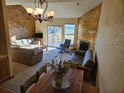 /international/us/5584-county-road-600-pagosa-springs-co-110105054416/