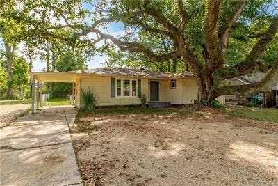 /international/us/801-s-cypress-street-hammond-la-110107602663/