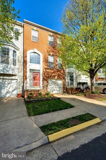 /international/us/4112-flower-box-court-fairfax-va-110108576944/