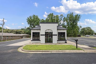 /international/us/508-e-8th-street-danville-ar-110107817751/