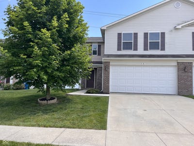 /international/us/7939-wildwood-farms-lane-indianapolis-in-110108443963/